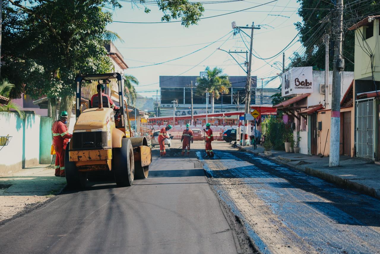 Maricá ultrapassa marca de 100 km de novo asfalto em apenas 1 ano e 4 meses
